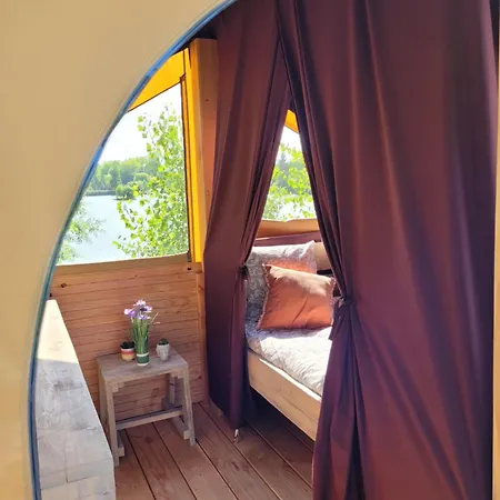 La Perchee Camping *